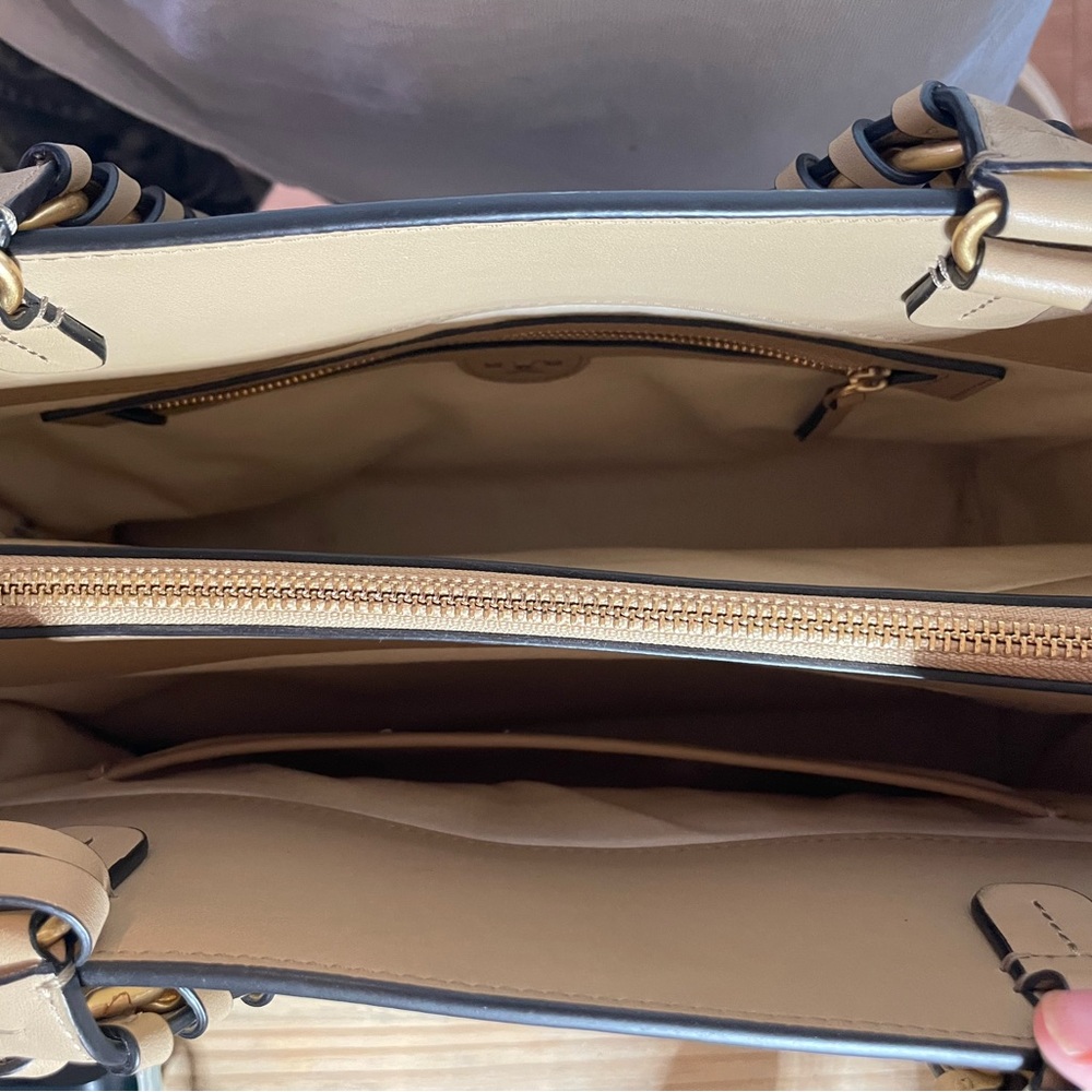 Tory Burch Brooke - Picture 3 of 10